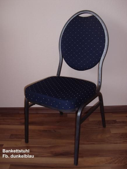 Beispiele für Tische und Stühle zum Leihen in Gnarrenburg